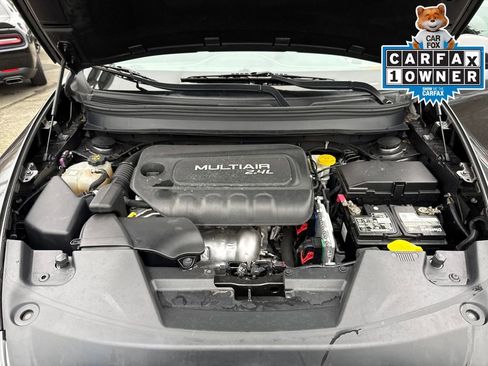 Used 2015 Jeep Cherokee Limited image 25