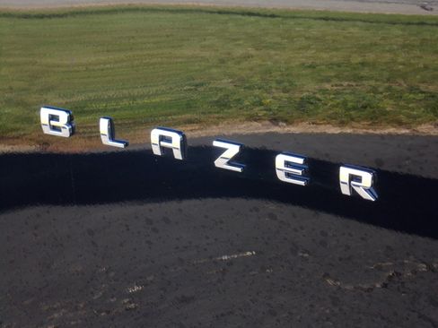 Used 2024 Chevrolet Blazer LT w/ Convenience Package image 10