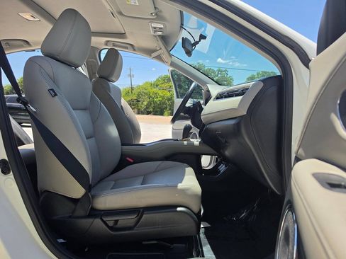 Used 2016 Honda HR-V EX-L image 29