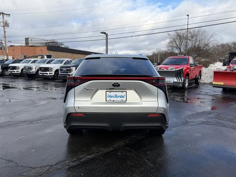 Used 2025 Toyota bZ4X FWD w/ Weather Package image 4