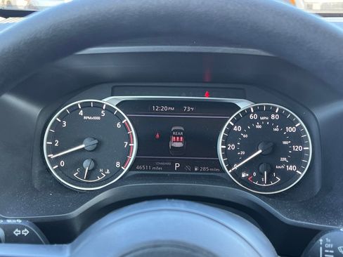 Used 2024 Nissan Rogue SV image 29