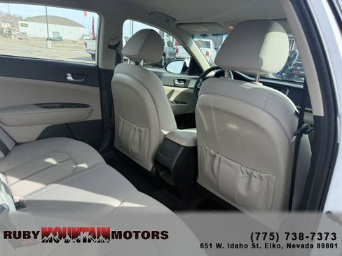 Used 2018 Kia Optima LX w/ 17" Alloy Wheels Package image 23