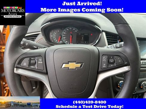 Used 2017 Chevrolet Trax LT w/ Sun & Sound Package FWD image 10