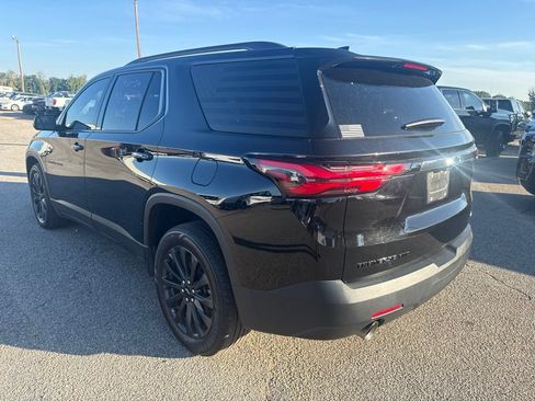 Used 2023 Chevrolet Traverse RS AWD/4WD image 3