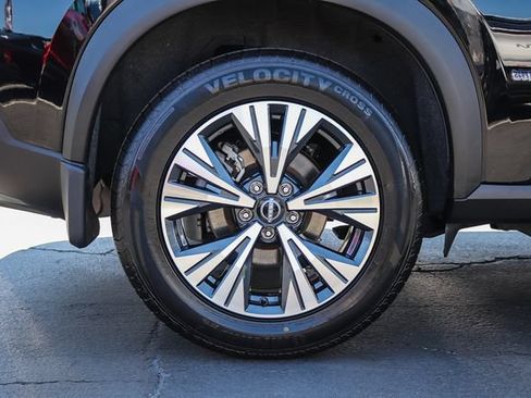 Used 2022 Nissan Rogue SV w/ SV Premium Package AWD/4WD image 13