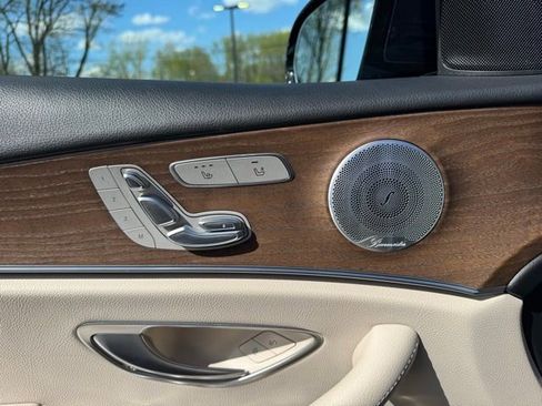 Used 2020 Mercedes-Benz E 350 4MATIC Sedan image 19