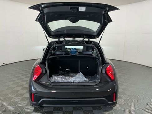 New 2026 MINI Cooper 2-Door Hardtop image 25