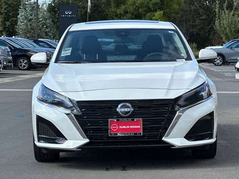 New 2025 Nissan Altima 2.5 SL image 9