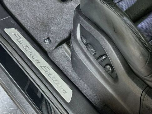Certified 2023 Porsche Cayenne Platinum Edition AWD/4WD image 44