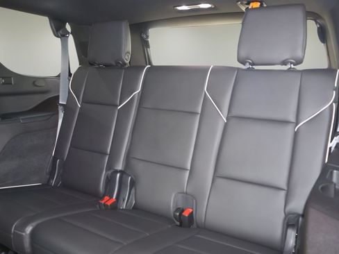 Used 2021 Cadillac Escalade Premium Luxury RWD image 15