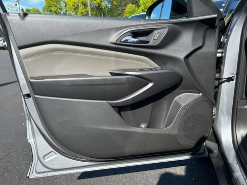 New 2026 Chevrolet Trax ACTIV w/ Sunroof Package image 22