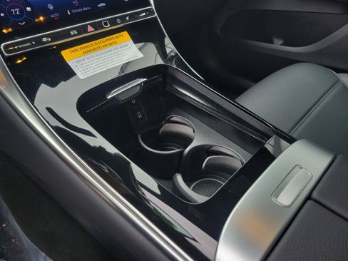 Certified 2026 Mercedes-Benz GLC 300 image 21