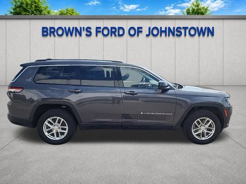 Used 2023 Jeep Grand Cherokee L Laredo w/ Luxury Tech Group I AWD/4WD image 9