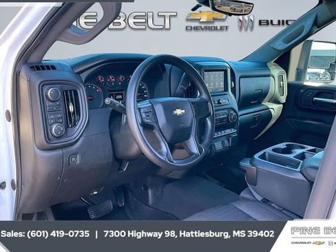Used 2024 Chevrolet Silverado 2500 Custom w/ Custom Convenience Package image 13