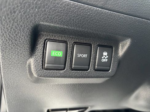 Used 2017 Nissan Sentra SL w/ SL Premium Technology Package FWD image 29
