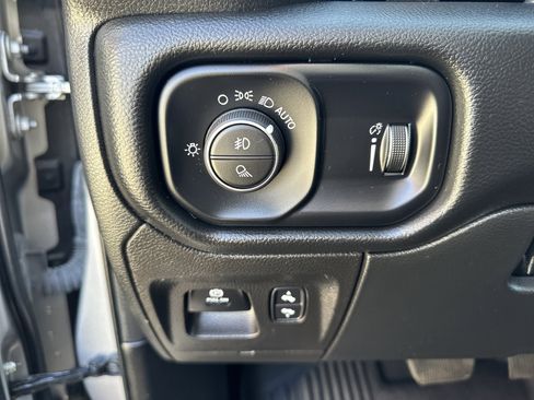 Used 2022 RAM 1500 Big Horn image 10