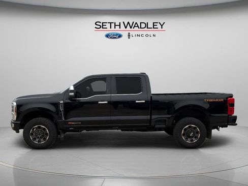 Used 2024 Ford F250 Platinum w/ Tremor Off-Road Package image 4