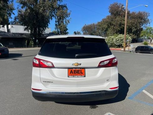 Used 2018 Chevrolet Equinox LT FWD image 8