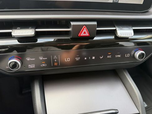 New 2026 Kia Sportage SX Prestige AWD/4WD image 19