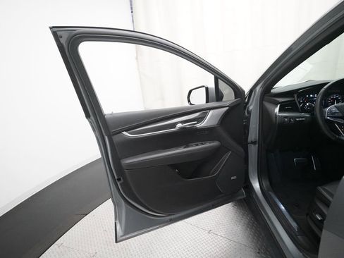 Used 2023 Cadillac XT5 Sportv w/ Technology Package image 30