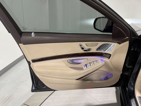 Used 2018 Mercedes-Benz S 450 Sedan image 17
