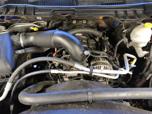 Used 2015 RAM 1500 Tradesman w/ Popular Equipment Group AWD/4WD image 30