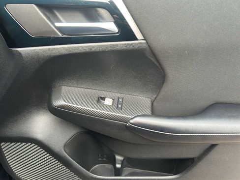 Used 2022 Mitsubishi Outlander ES image 19