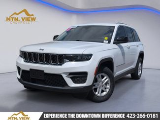 Used 2023 Jeep Grand Cherokee Laredo RWD video 1