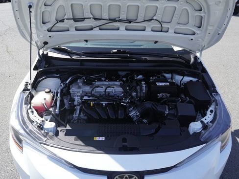 Used 2020 Toyota Corolla LE w/ Carpet Mat Package (TMS) FWD image 32
