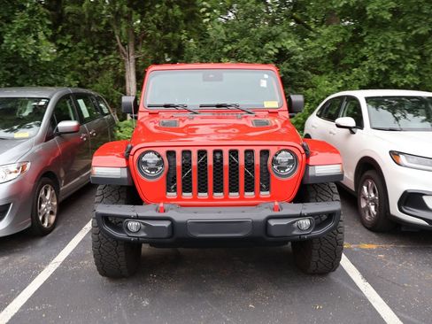 Used 2021 Jeep Gladiator Rubicon AWD/4WD image 2