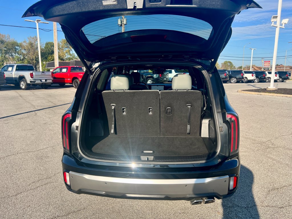 Used 2023 Kia Telluride EX X-Line AWD/4WD image 40