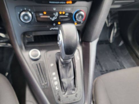 Used 2017 Ford Focus S FWD image 12