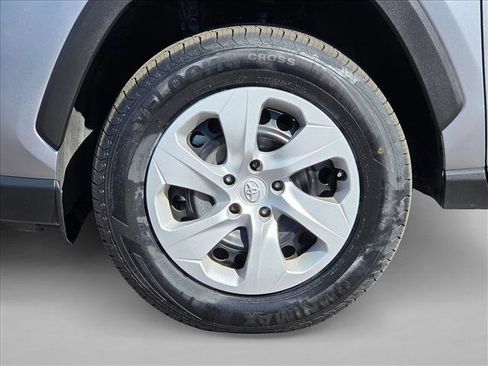 Used 2025 Toyota RAV4 LE image 22