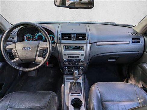 Used 2010 Ford Fusion SEL image 16