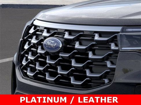 New 2026 Ford Explorer Platinum image 17