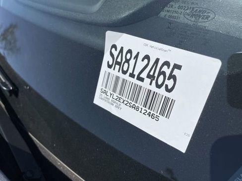 New 2025 Land Rover Range Rover Velar Dynamic SE image 24