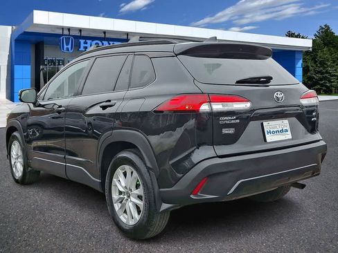 Used 2022 Toyota Corolla Cross LE image 22