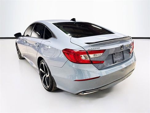 Used 2022 Honda Accord Sport image 5