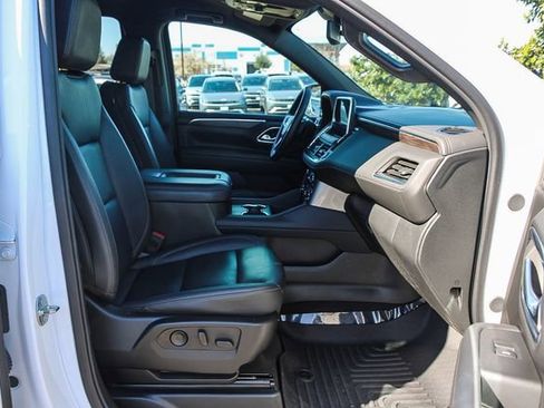 Used 2024 Chevrolet Tahoe Z71 w/ Z71 Off-Road Package image 20