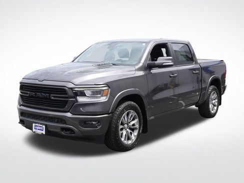 Used 2019 RAM 1500 Laramie w/ Sport Appearance Package AWD/4WD image 9