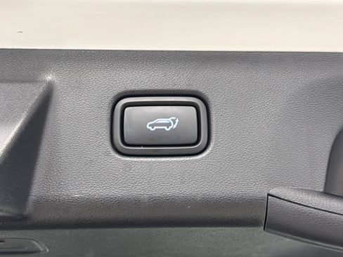 Used 2025 Hyundai Tucson Limited AWD/4WD image 30