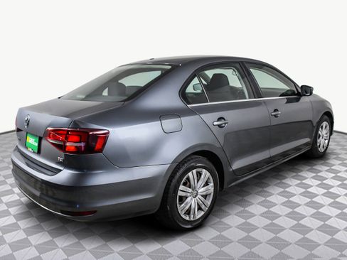 Used 2017 Volkswagen Jetta S image 8