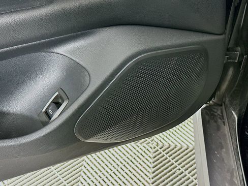 Used 2024 BMW i4 xDrive40i image 25