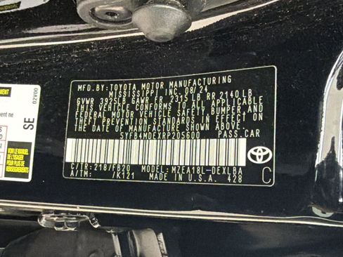 Used 2024 Toyota Corolla LE FWD image 19