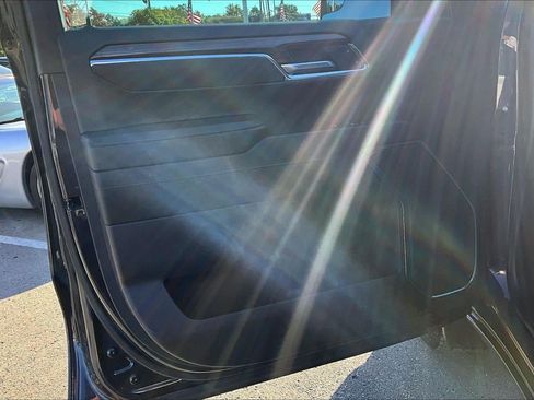 Used 2023 Chevrolet Silverado 1500 RST w/ Z71 Off-Road Package AWD/4WD image 23