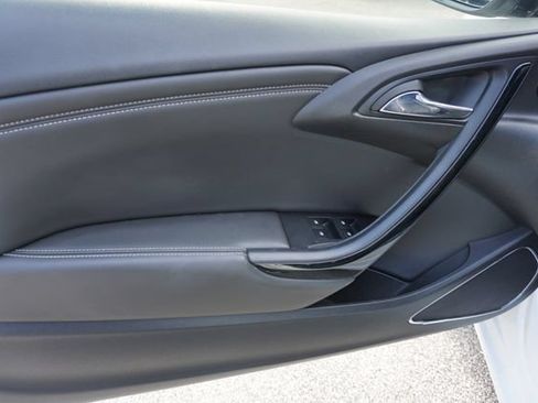 Used 2018 Buick Cascada Premium FWD image 17