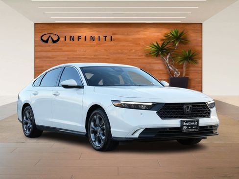 Used 2023 Honda Accord EX-L image 3