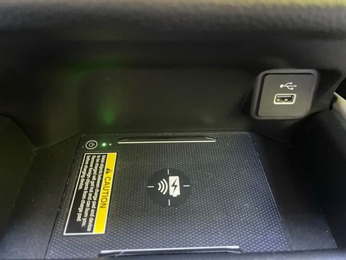 Used 2023 Honda HR-V EX-L image 19