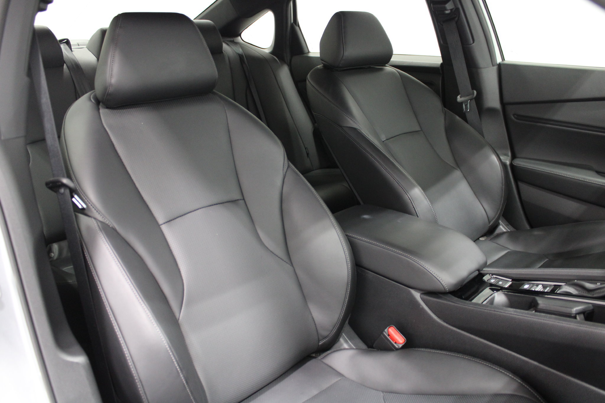 Used 2024 Honda Accord Sport image 25