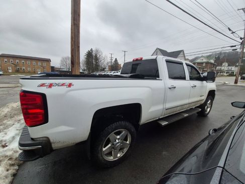 Used 2015 Chevrolet Silverado 2500 LTZ w/ LTZ Plus Package image 11